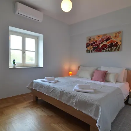 בית נופש Stone House