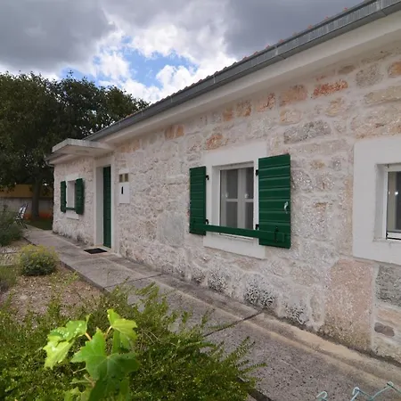 בית נופש Stone House Kaocine