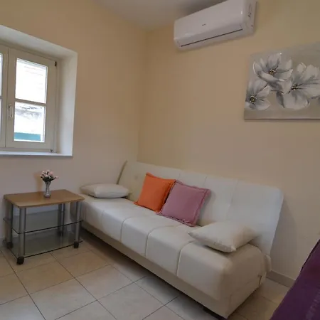 Stone House Vikendica *