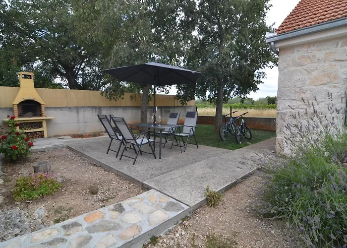 בית נופש Stone House Kaocine