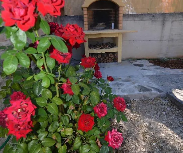 בית נופש Stone House Kaocine